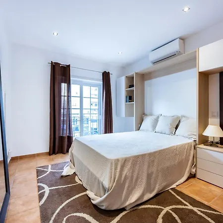 Apartment South East Wind