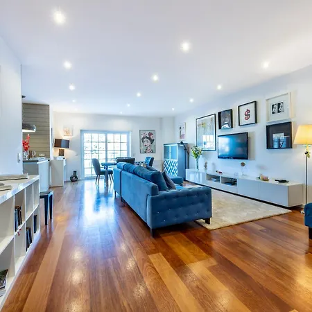South East Wind Apartment